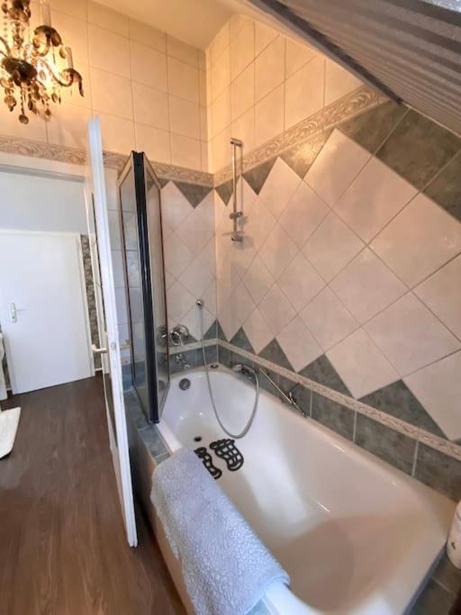 Light Flow Stylish Attic House. M. Balcony Rastatt Extérieur photo
